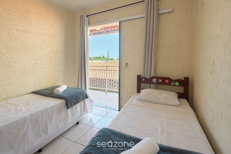 Casa em condo. c/ piscina a passos do mar ONI0002