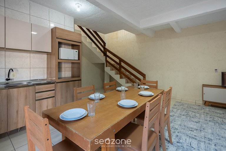 Casa em condo. c/ piscina a passos do mar ONI0002