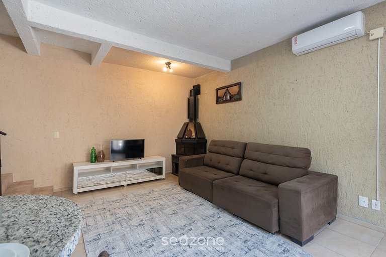 Casa con suite y barbacoa a 110 m del mar ONI0001