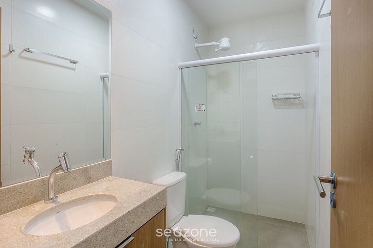 Apto en condo. c/ piscina a 350 m del mar BBC0108