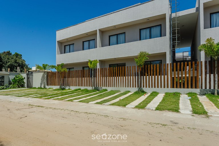 Apto em cond. c/ piscina a 350m da Praia BBC0108