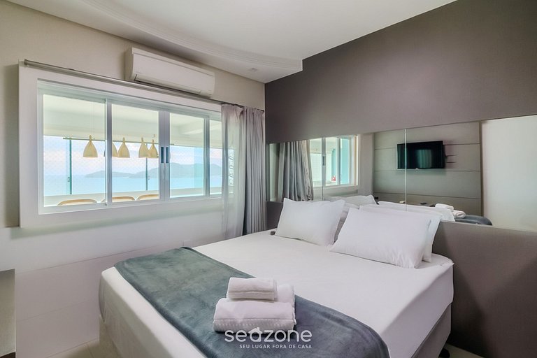 Apt con privilegiada vista al mar 4 suites ETL2702