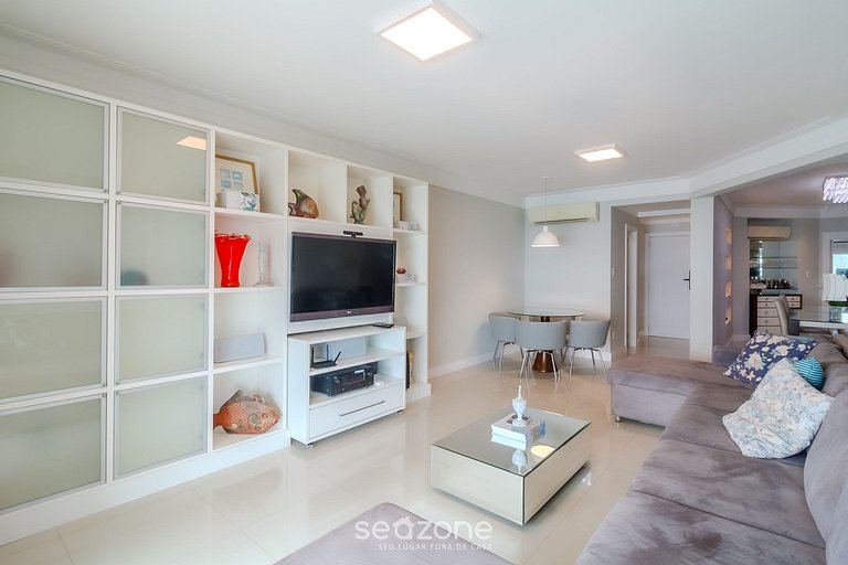 Apt con privilegiada vista al mar 4 suites ETL2702