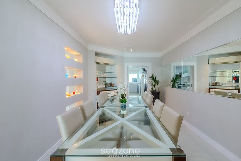 Apt con privilegiada vista al mar 4 suites ETL2702