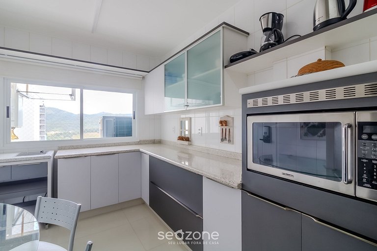 Apt con privilegiada vista al mar 4 suites ETL2702