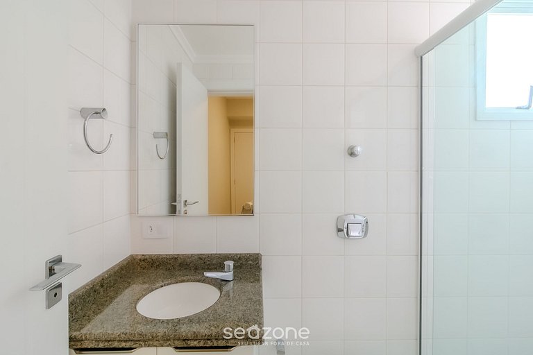 Apt con privilegiada vista al mar 4 suites ETL2702