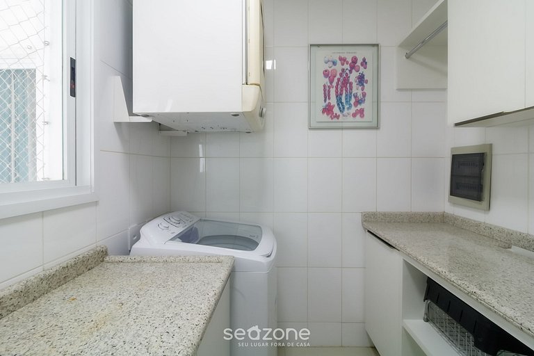 Apt con privilegiada vista al mar 4 suites ETL2702