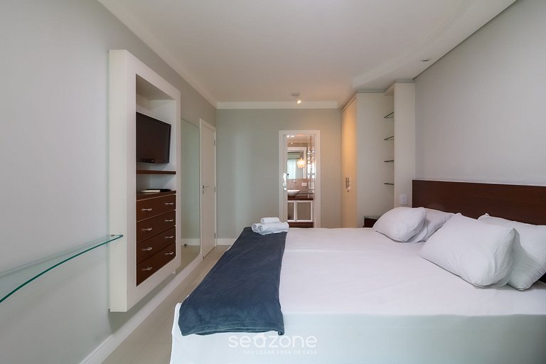 Apt con privilegiada vista al mar 4 suites ETL2702