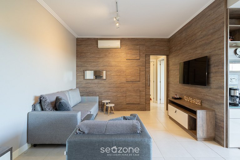 Apto c/ varanda gourmet a 300m da Praia CMS0202