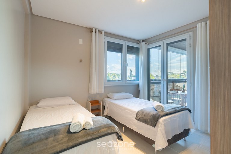 Apto c/ varanda gourmet a 300m da Praia CMS0202