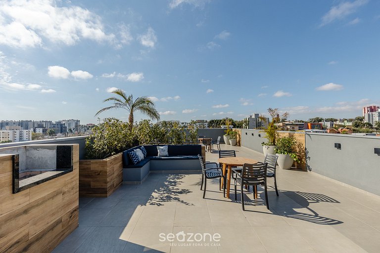 Studio em Curitiba em cond. c/ academia PLA0307