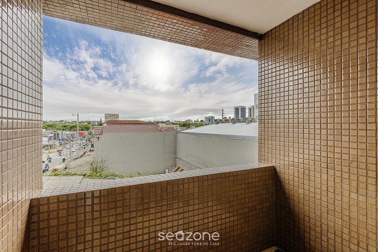 Estudio en Alto da XV en condo. c/ piscina UPP0214