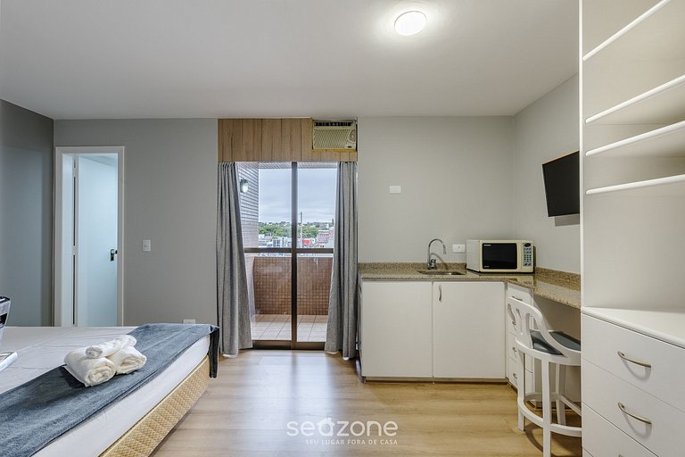 Estudio en Alto da XV en condo. c/ piscina UPP0214