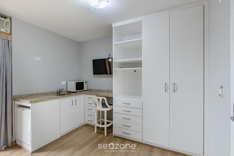 Estudio en condo. c/ piscina en Alto da XV UPP0115