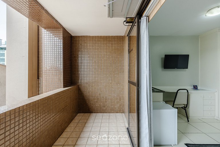 Studio c/ varanda prox. ao Jardim Botânico UPP0217