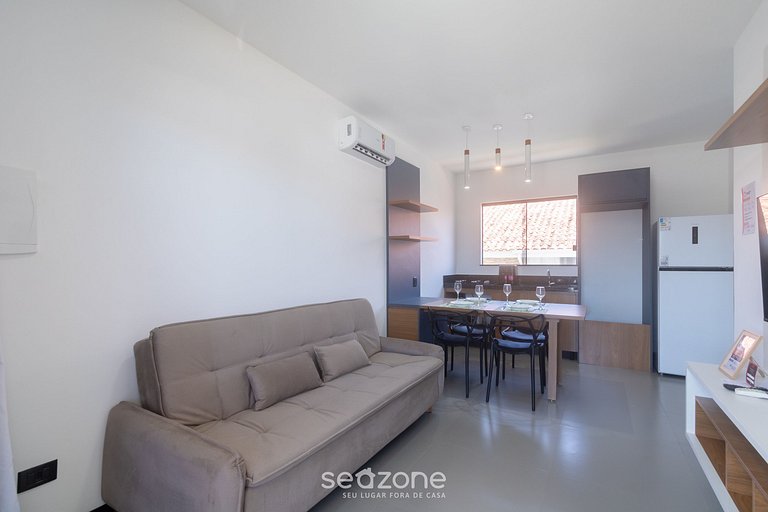 Apto c/ balcón en cond. c/ piscina - DVB0013