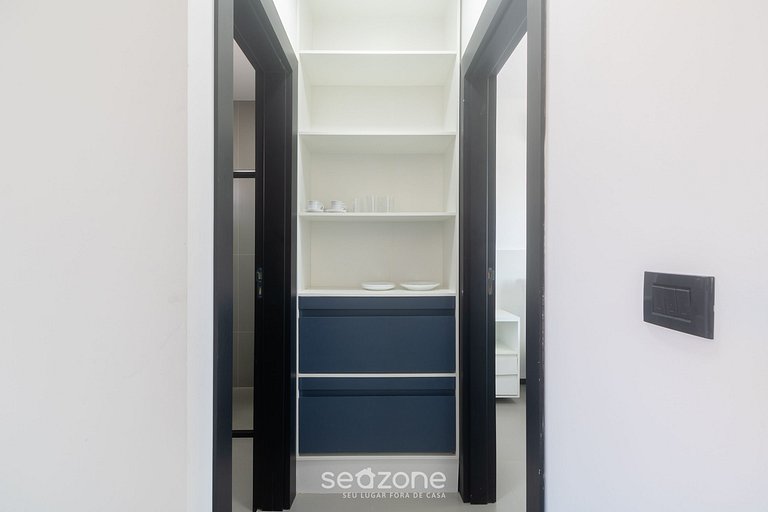 Apto c/ varanda em cond. c/ piscina - DVB0013