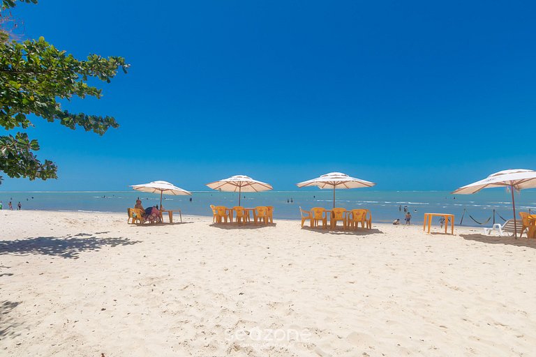 Aptos em condo. com churrasq. e piscina na melhor localizaçã