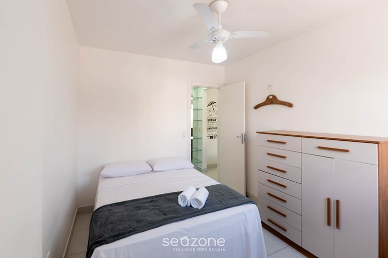 Apto c/ balcón y vista al mar en Guarapari CMD0311