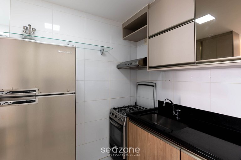 Apto c/ balcón y vista al mar en Guarapari CMD0311