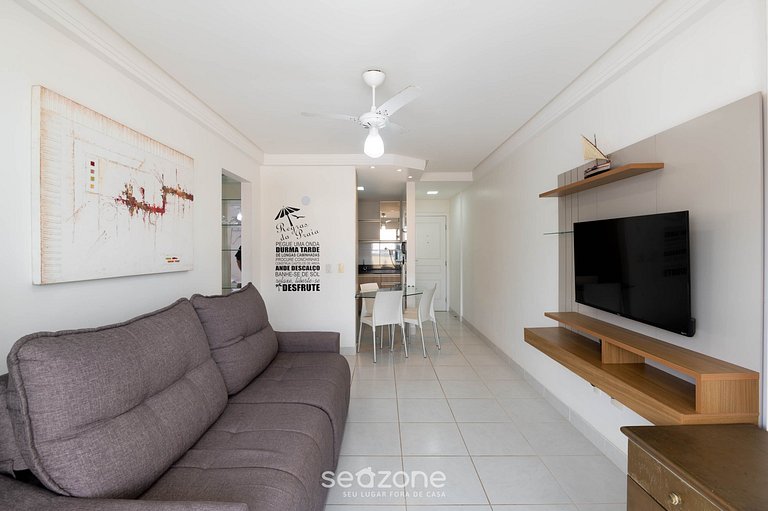 Apto c/ varanda e vista mar em Guarapari CMD0311