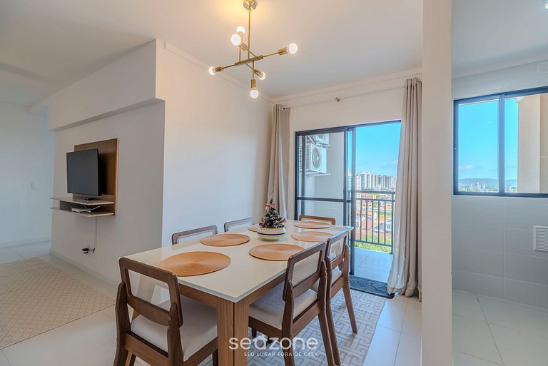 Apto c/ piscina e churrasqueira MCB1106