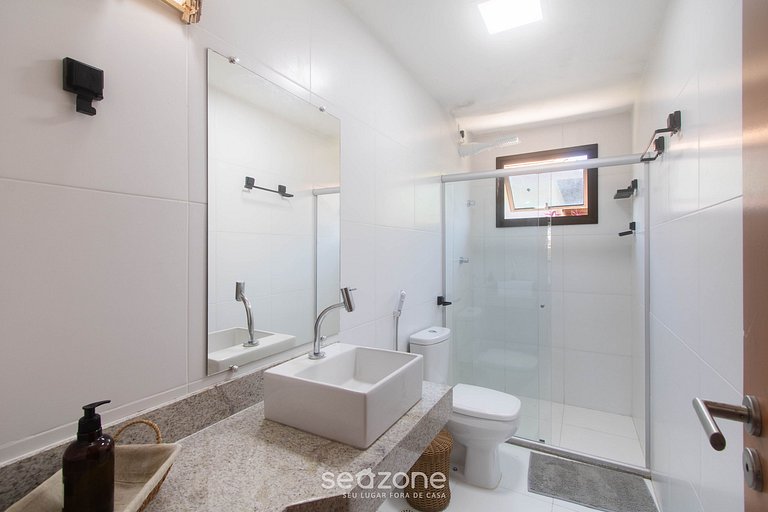 Casa con 4 Suites a 500 m del Mar – ATP0008