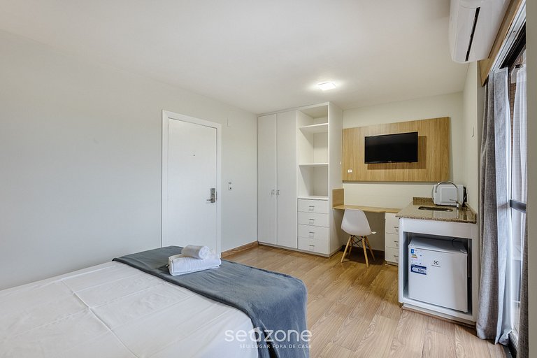 Estudio en condo. c/ piscina en Alto da XV UPP0501