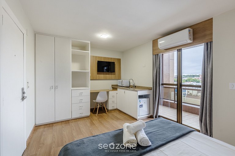 Estudio en condo. c/ piscina en Alto da XV UPP0501