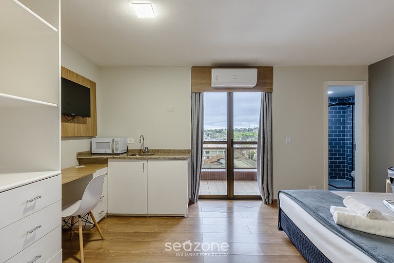 Estudio en condo. c/ piscina en Alto da XV UPP0501