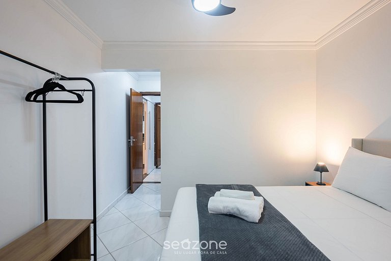 Apto c churrasq. 40m da Praia de Bombinhas BDS0111