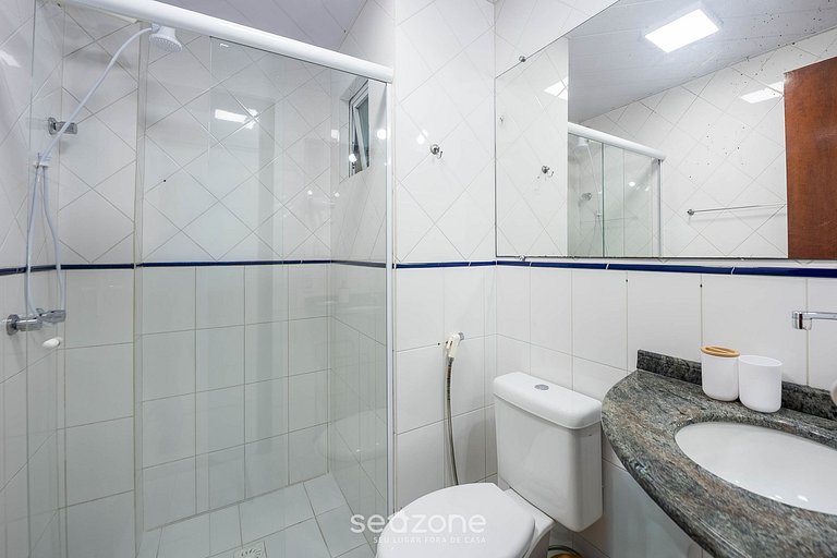 Apto c churrasq. 40m da Praia de Bombinhas BDS0111