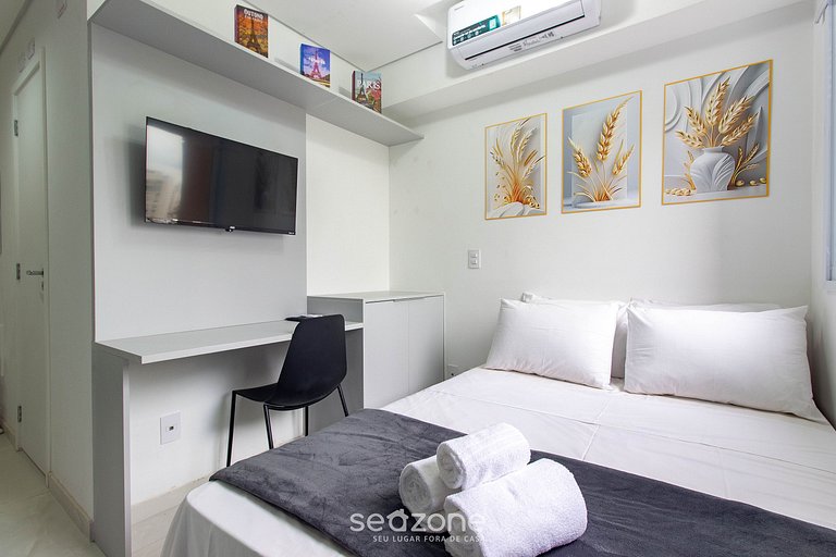 Studio em cond. c/ piscina prox. ao metrô ARM0082