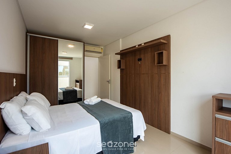 Apto c/ varanda e churrasq. a 250m do Mar MRS0402