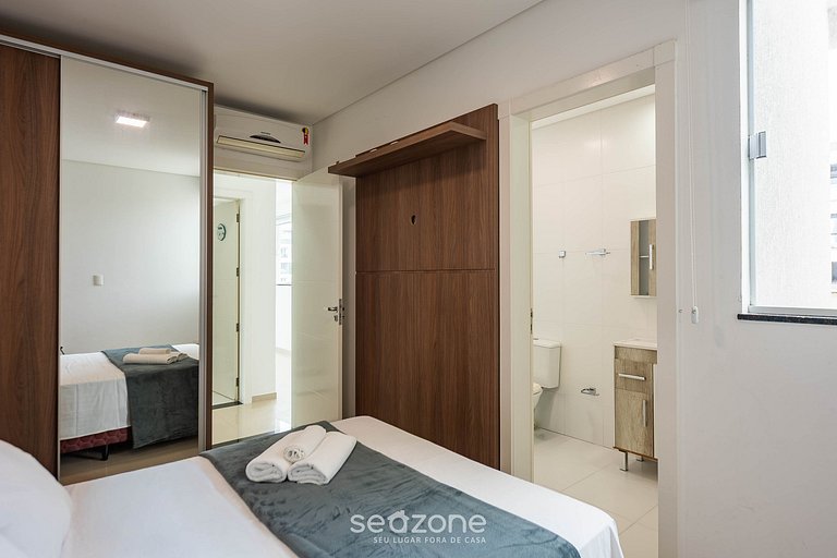 Apto c/ varanda e churrasq. a 250m do Mar MRS0402