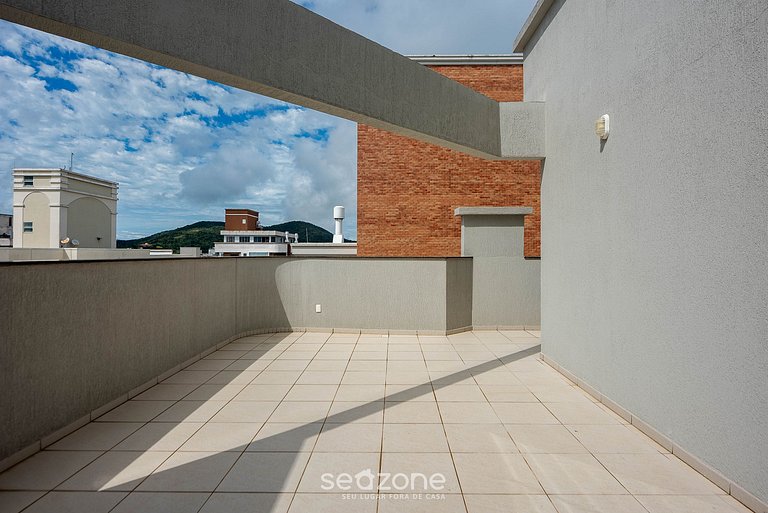 Apto c/ balcón y parrilla a 250 m del mar MRS0402