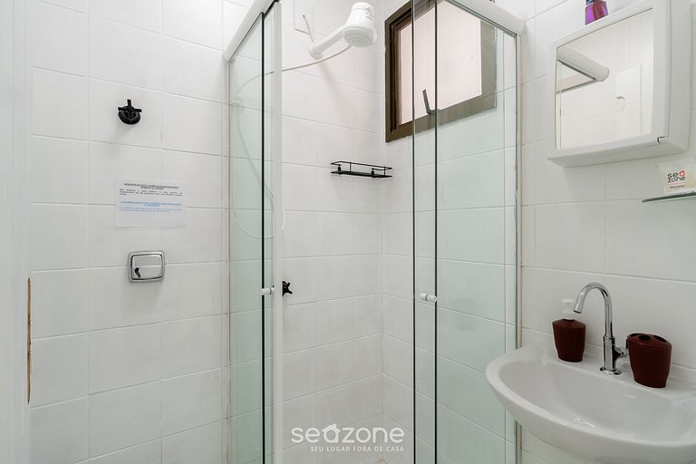 Estúdio em Cond. Frente Mar em Floripa ILH0001