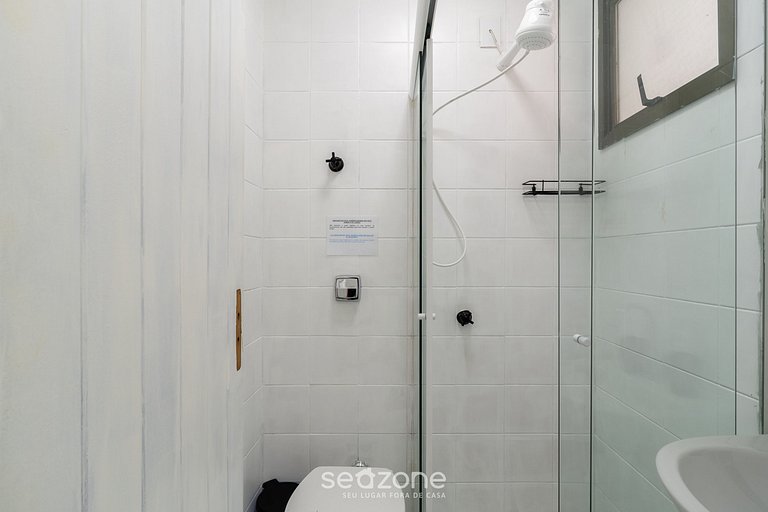 Estúdio em Cond. Frente Mar em Floripa ILH0001