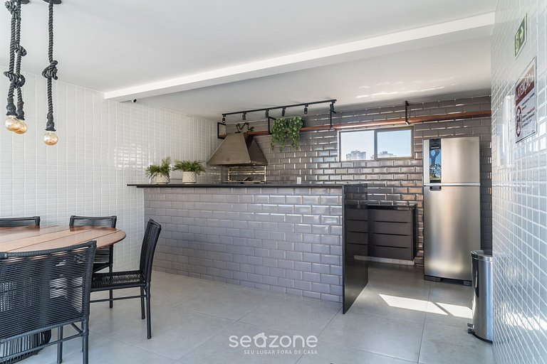 Su estancia a 350 m de la playa en un edificio con piscina e