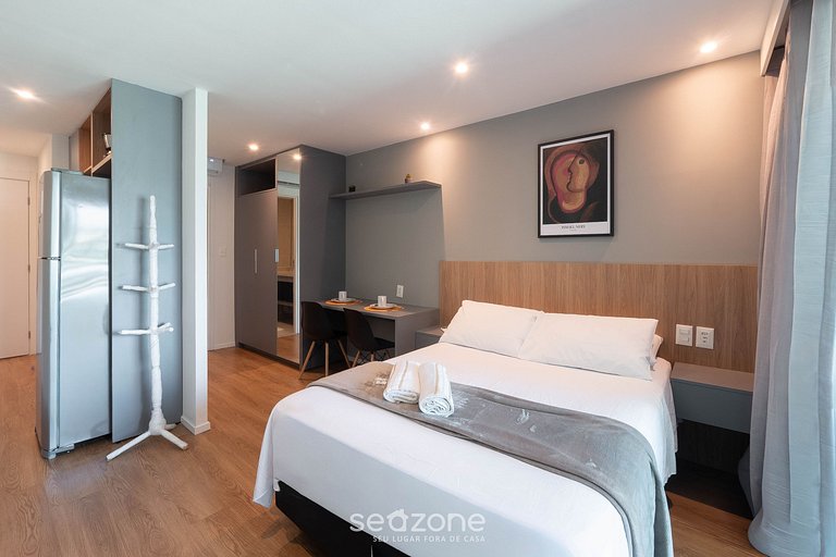 Estudio en edif. frente mar Jardim Armação ARU0731