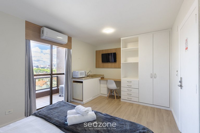 Studio em prédio c/ piscina e garagem – UPP0514