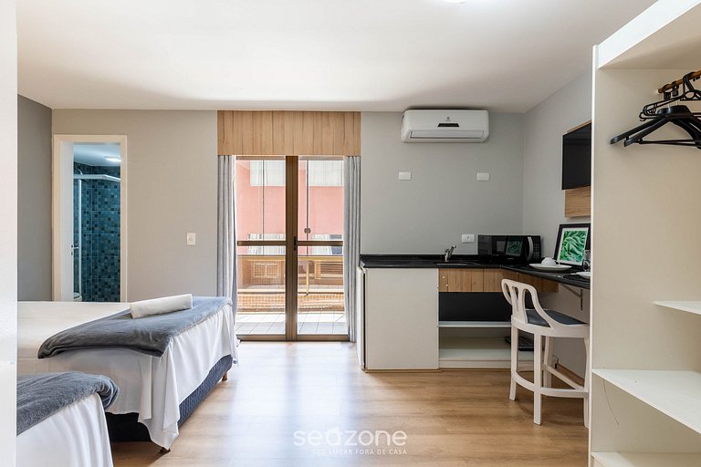 Estudio en condo c/ piscina en Alto da XV UPP0108