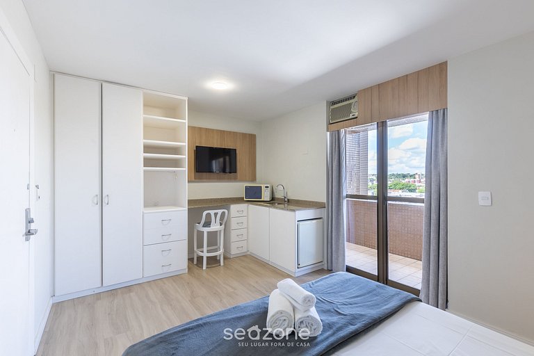 Estudio en cond. con piscina en Alto da XV UPP0601