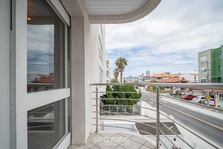 Apto en Condominio Frente a la Playa IDA0108