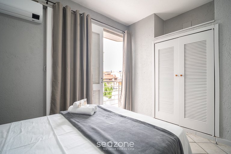 Apto em Cond. em Frente à Praia IDA0108