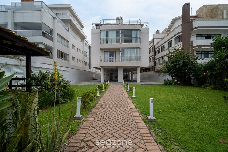 Condominio Frente al Mar y con Piscina en Floripa - IDA