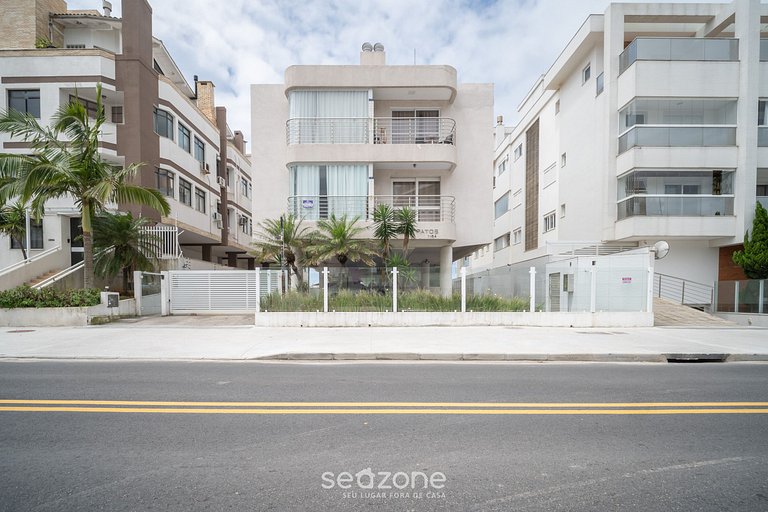 Apto en Condominio Frente a la Playa IDA0108