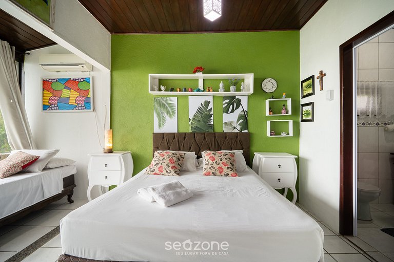 Casa c/ piscina, vista y acceso a la playa IZE0016