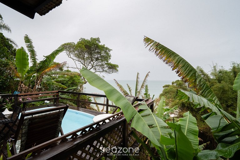 Casa vista mar c/ piscina e acesso à praia IZE0016