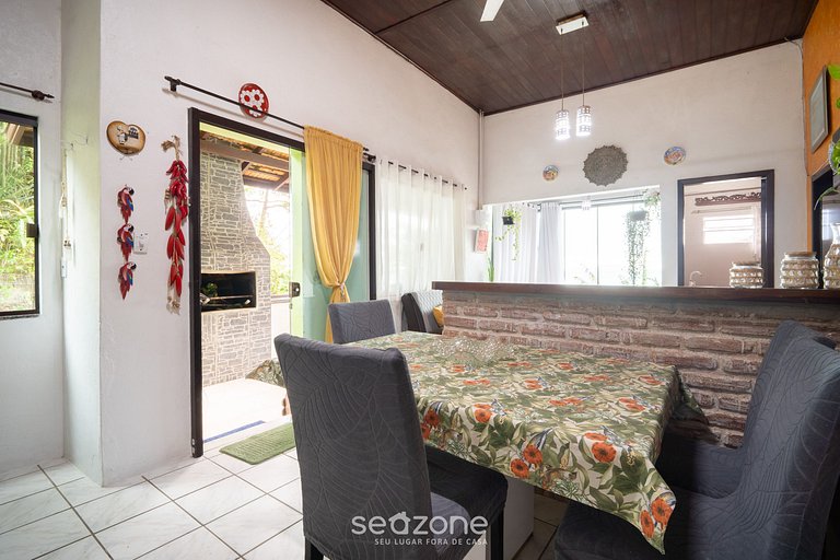 Casa vista mar c/ piscina e acesso à praia IZE0016